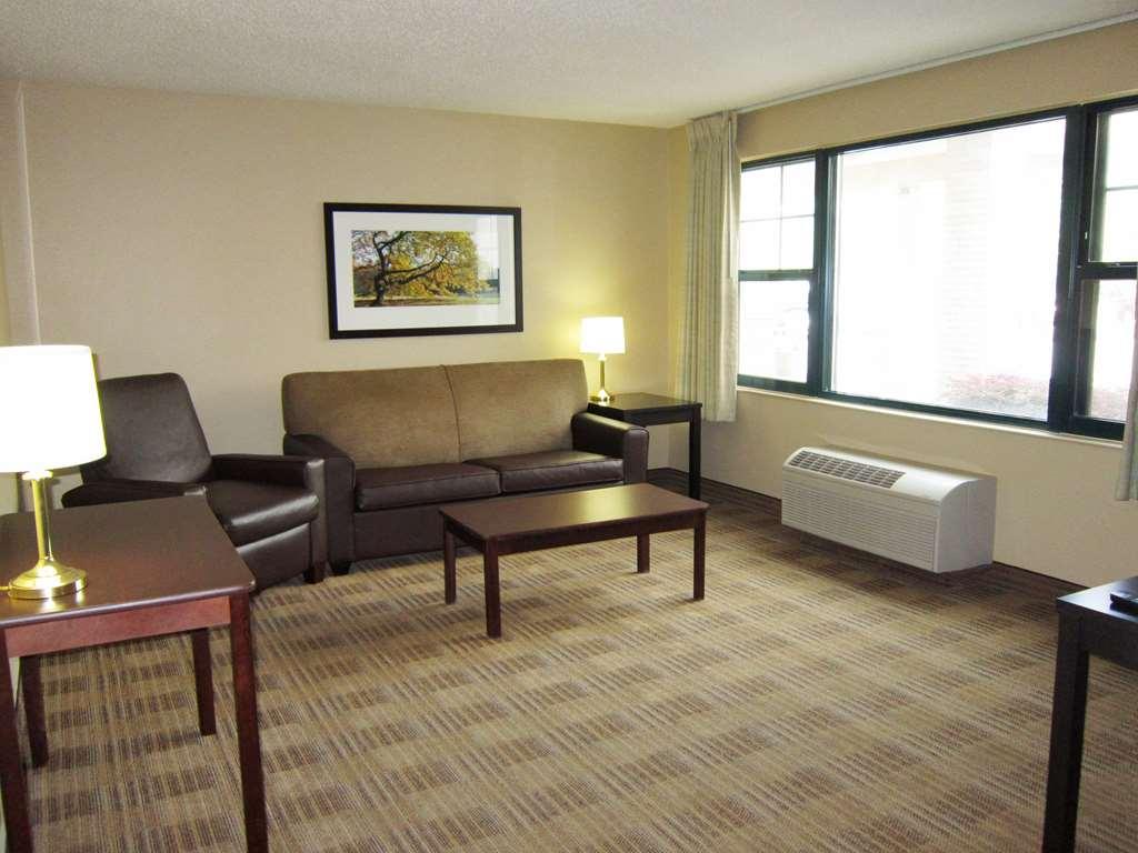 Extended Stay America Select Suites - Jacksonville - Lenoir Avenue East Ruang foto