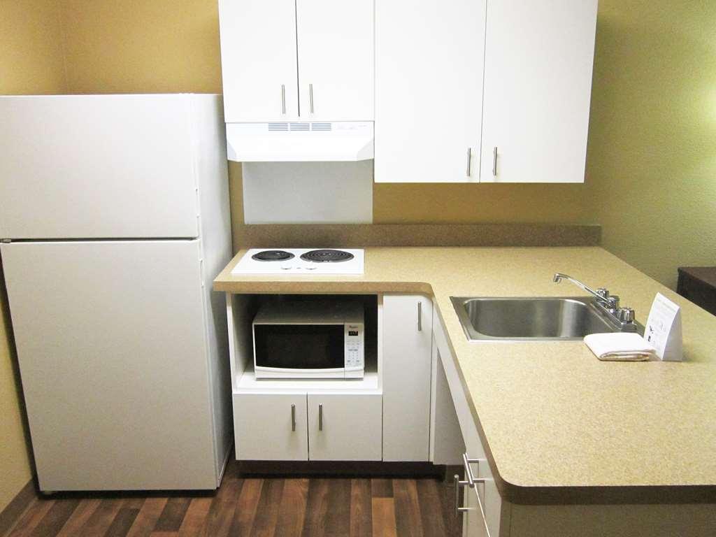 Extended Stay America Select Suites - Jacksonville - Lenoir Avenue East Ruang foto