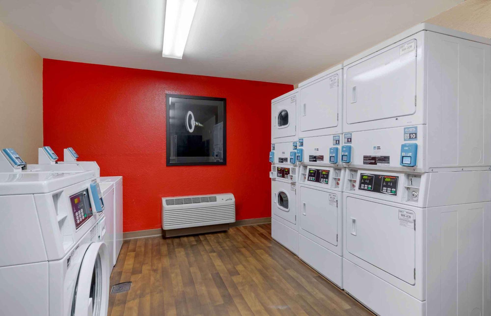 Extended Stay America Select Suites - Jacksonville - Lenoir Avenue East Bagian luar foto