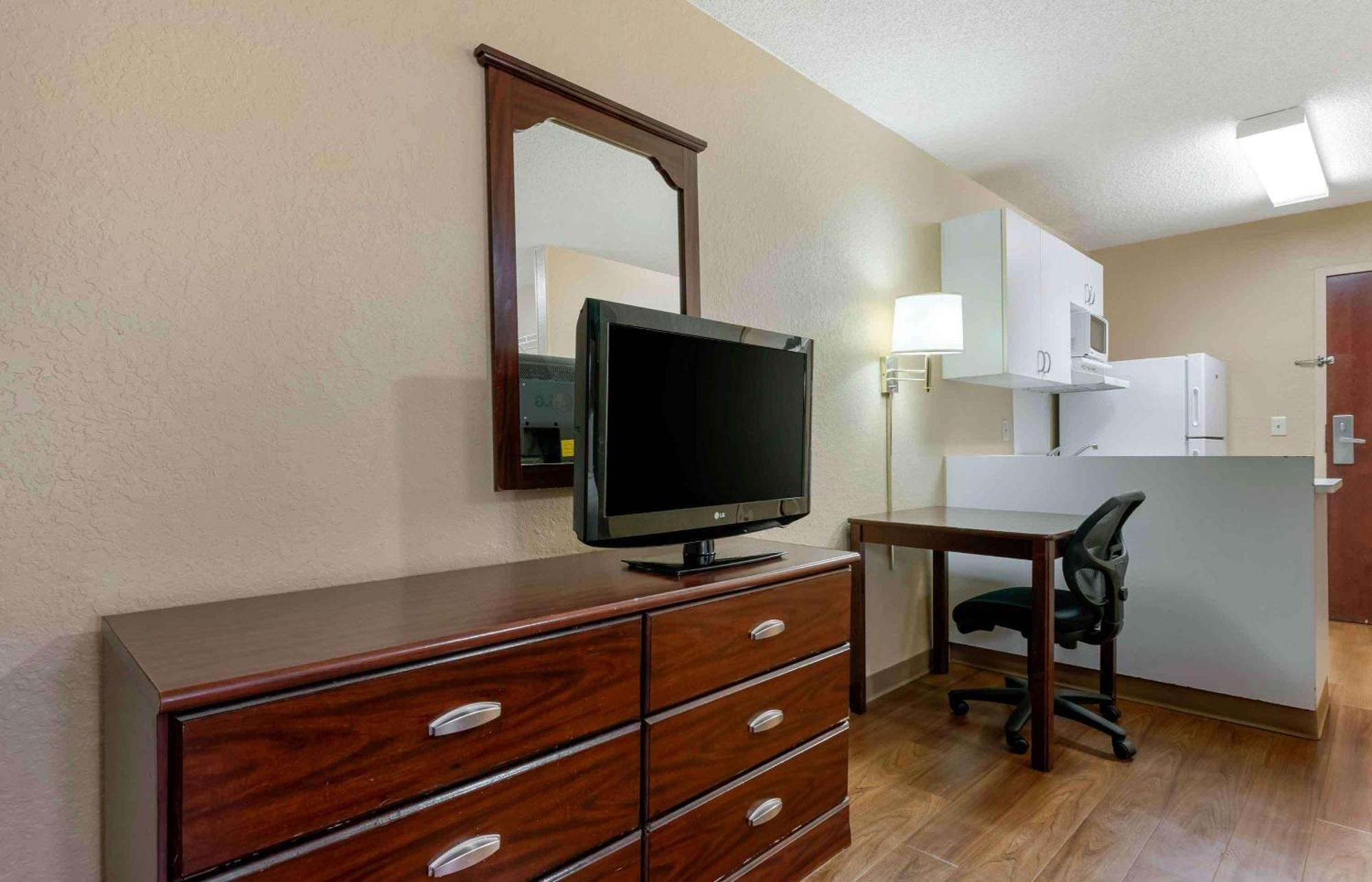 Extended Stay America Select Suites - Jacksonville - Lenoir Avenue East Bagian luar foto