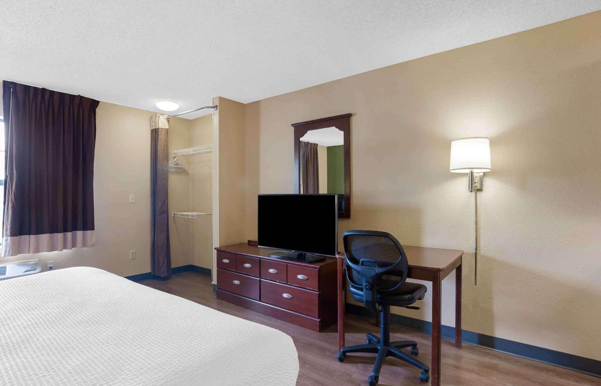 Extended Stay America Select Suites - Jacksonville - Lenoir Avenue East Bagian luar foto