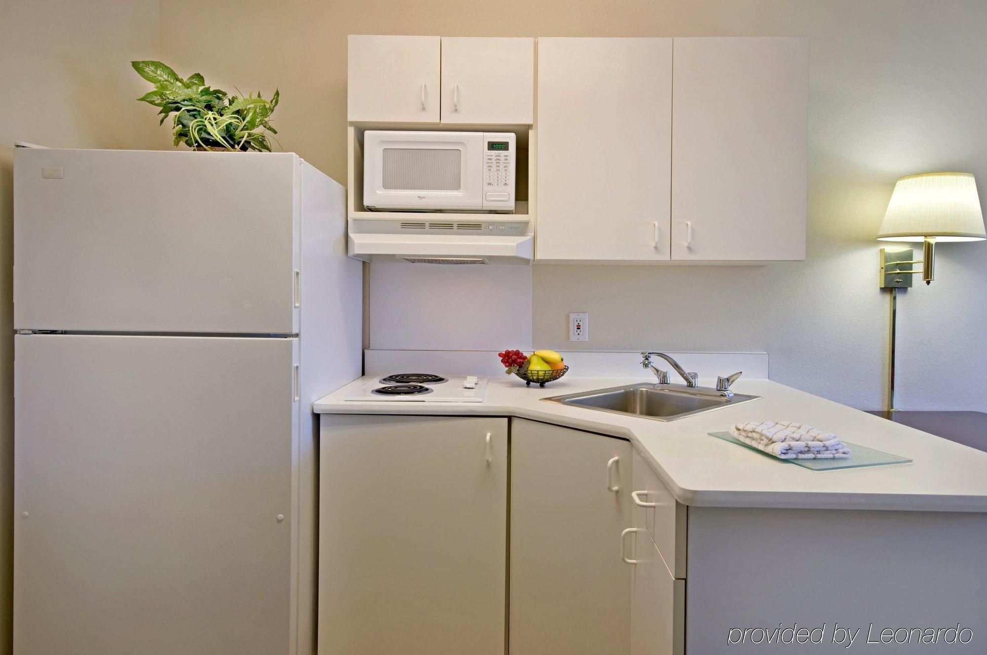 Extended Stay America Select Suites - Jacksonville - Lenoir Avenue East Bagian luar foto