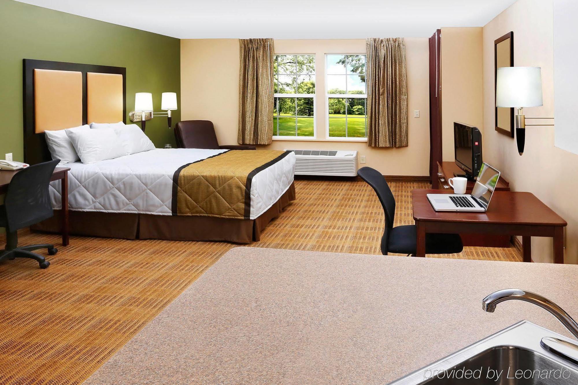 Extended Stay America Select Suites - Jacksonville - Lenoir Avenue East Bagian luar foto